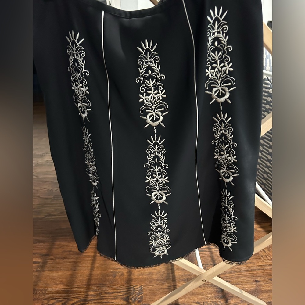 Black with cream design pencil skirt